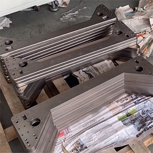 厚20mm鋼板矯平機，長1米高精密零件整平機，矯平精度5絲內